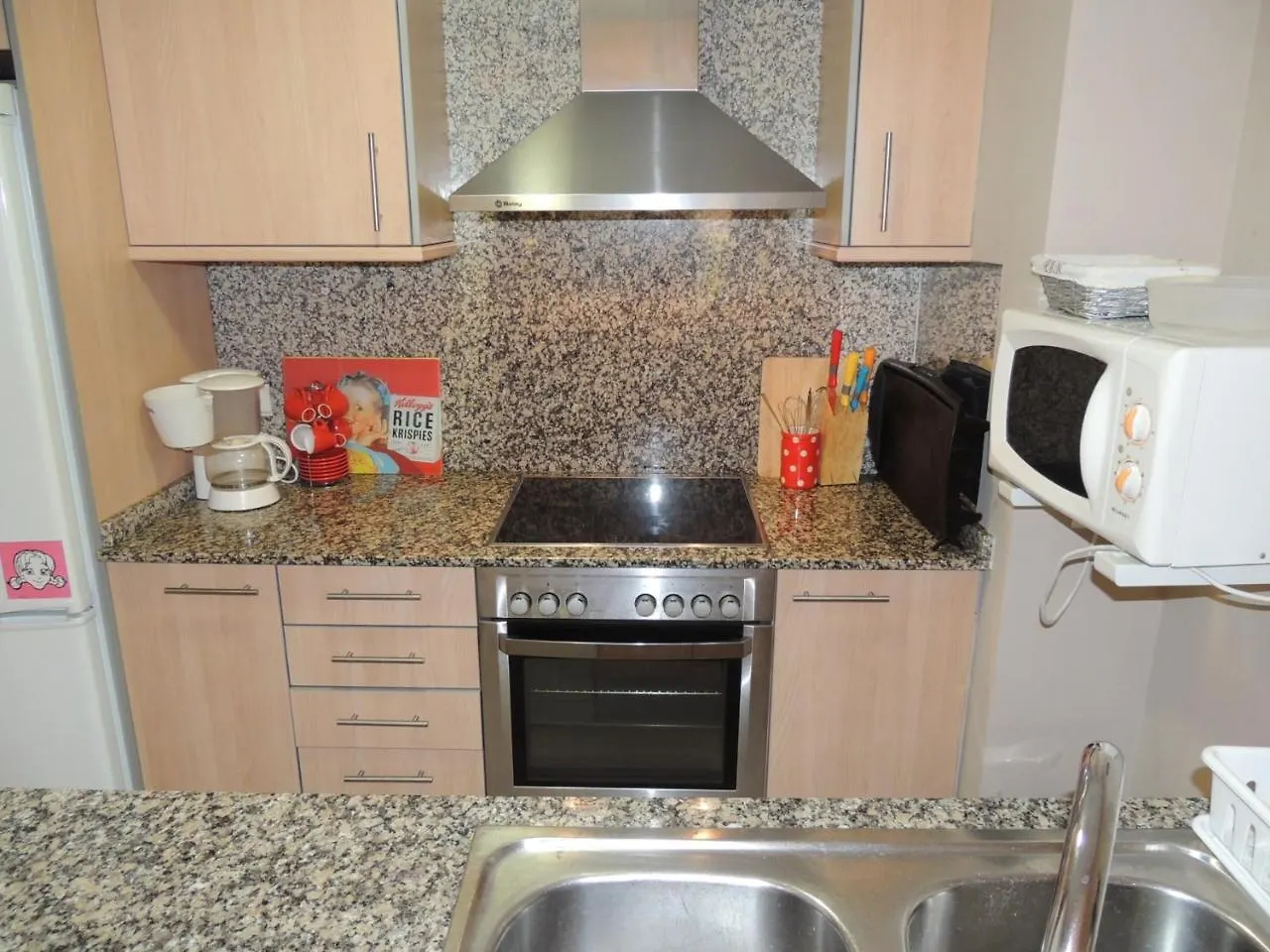 Mileni 2 4 Bj 2 Roses - Barneda Premium Apartment